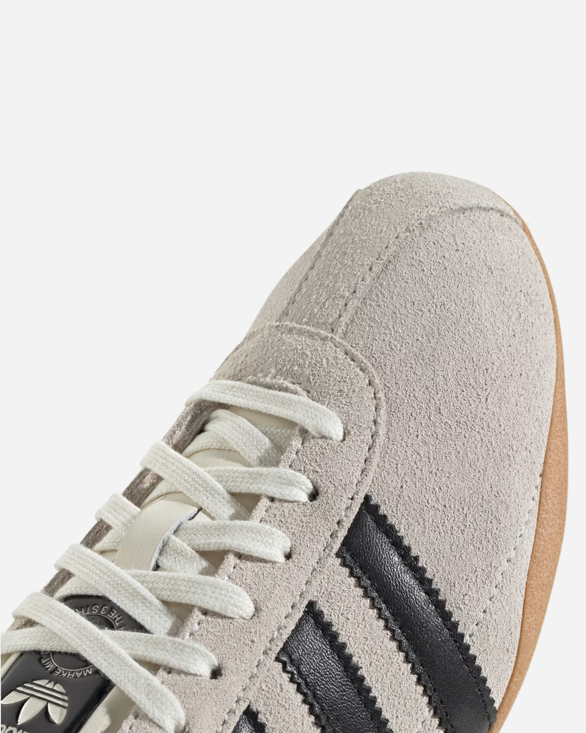 Tokyo - Off White / Core Black / Gold Metallic