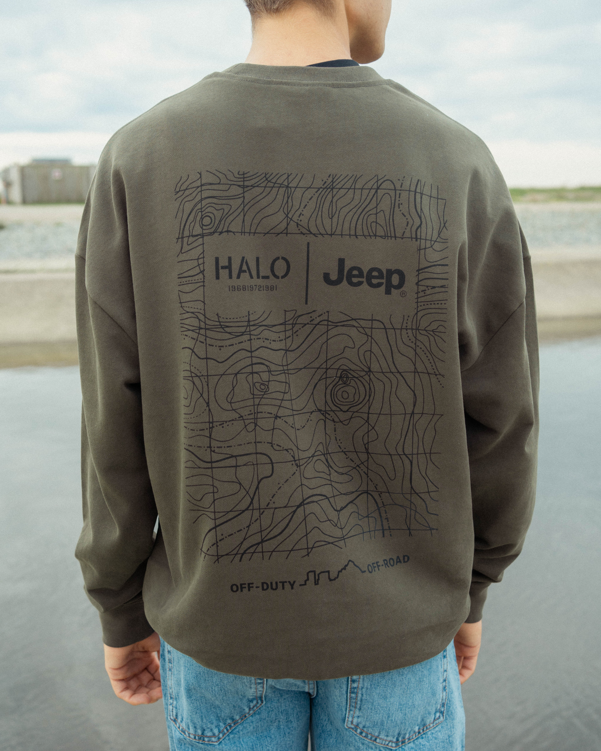HALO Jeep Boxy Graphic Crew - Forest Night