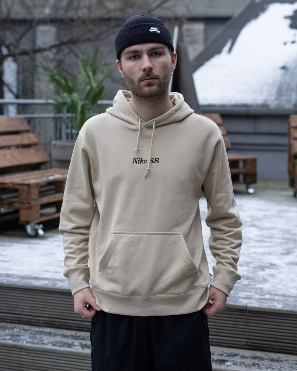 M NK SB Classic GFX Hoodie - Grain/Velvet Brown - Munk Store