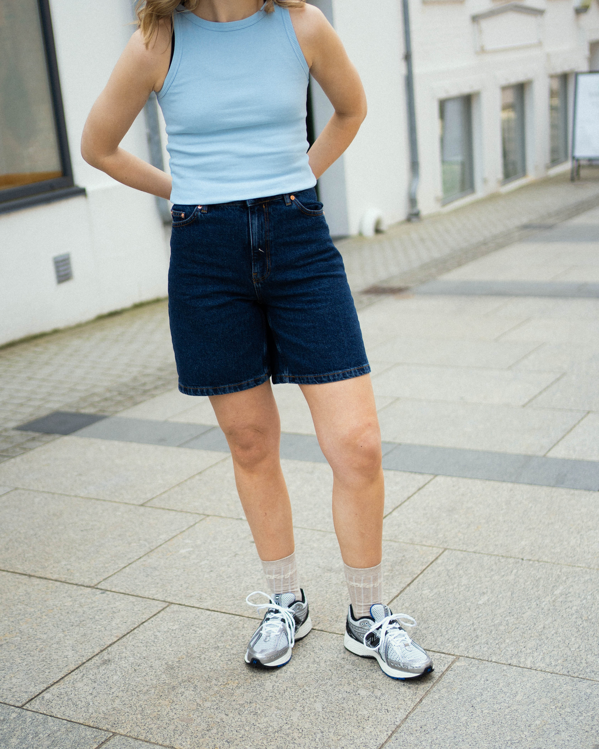 Maggie 90s Rinse Shorts - Blue