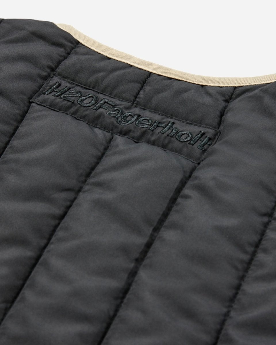 Meet Me In Madrid Vest - Black - Munk Store