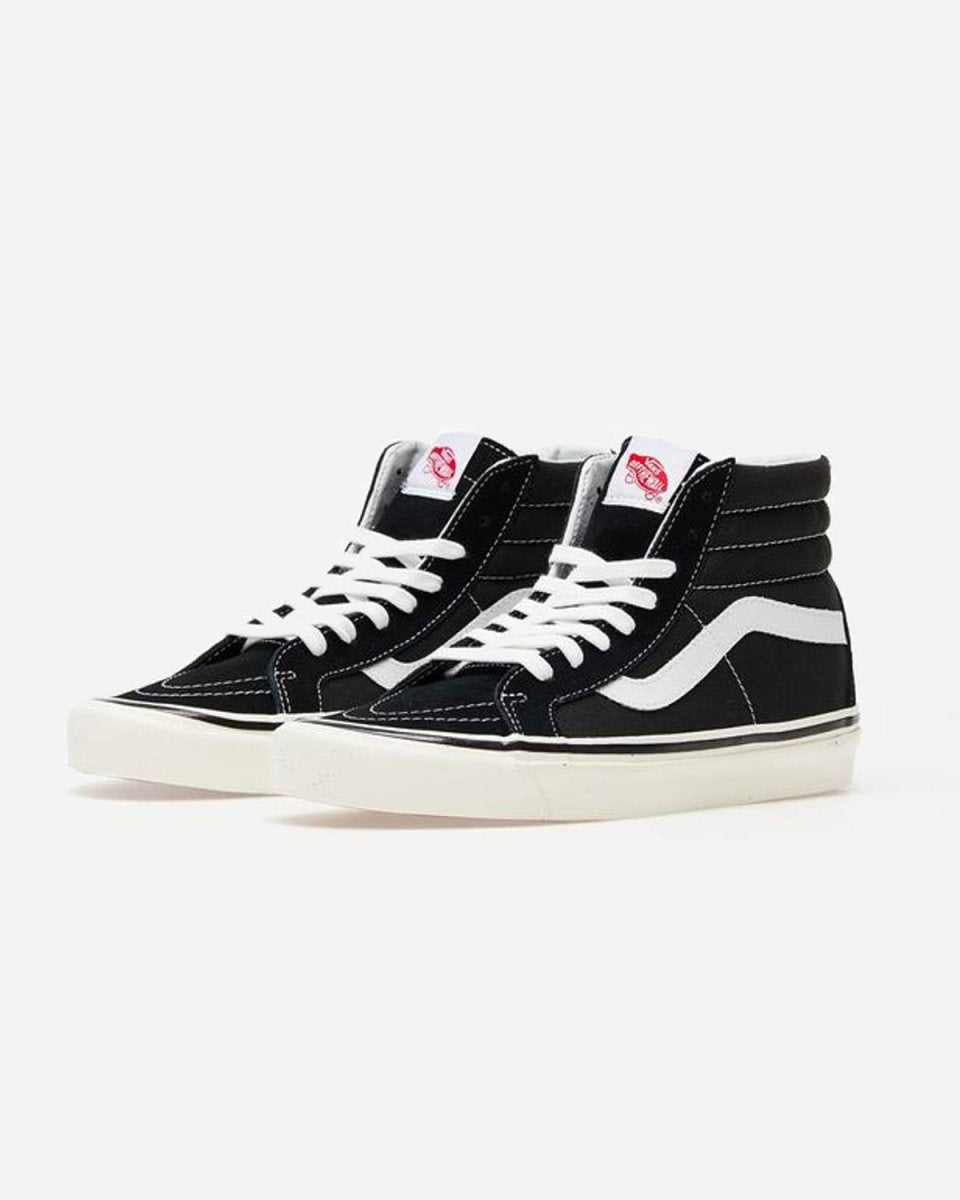 SK8-HI 38 DX - Black/White - Munk Store