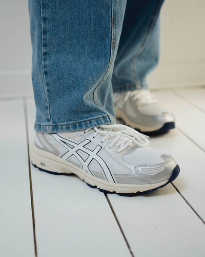 Gel-Venture 6 - White/White